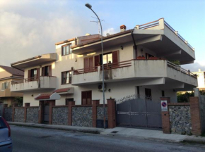 Appartamento in Villa a Rometta Rometta Marea